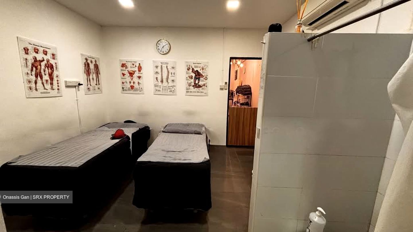Sembawang Springs Estate (D27), Retail #603029561